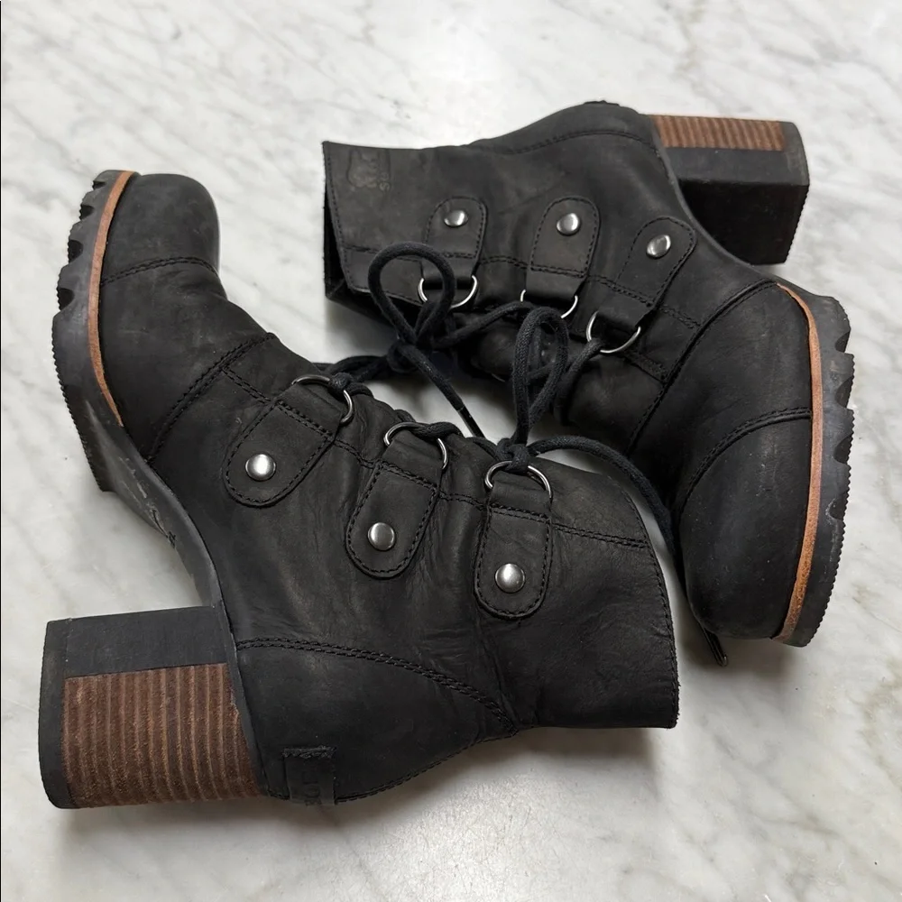 SOREL Addington Black Leather Waterproof Lace Up Women's Boots NL2360-010